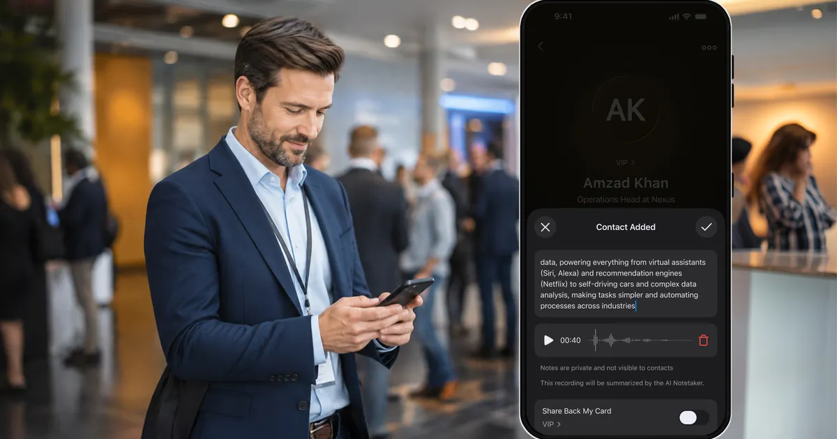 Un teléfono convirtiendo conversaciones de un evento en contactos organizados y consultables
