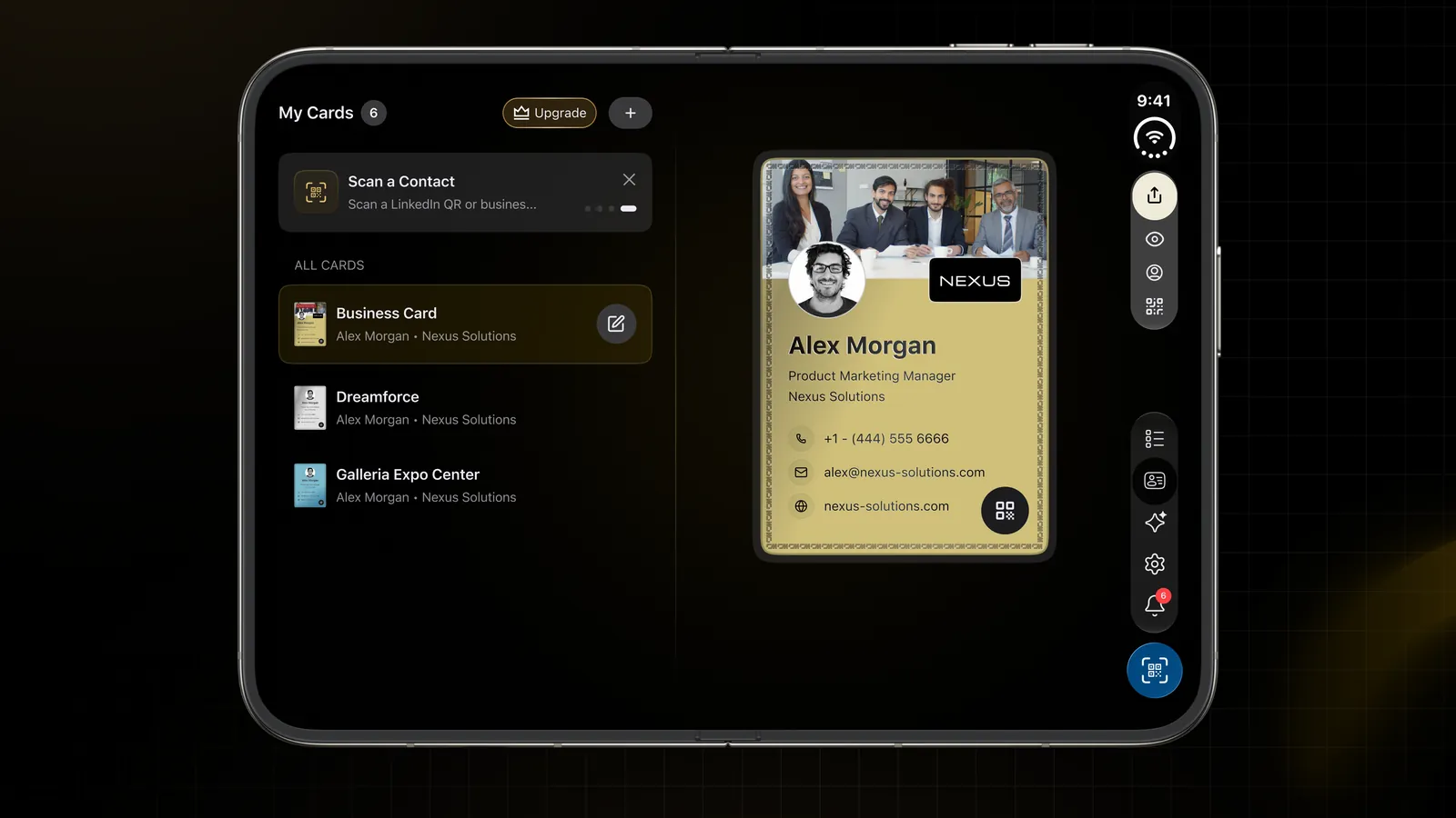 Главный экран ConnectMachine с вашими визитками на внутреннем экране разложенного iPhone Duo